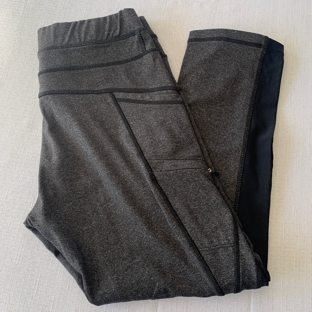 Kyodan Cropped Edgy Leggings Womens Small Heathered Black with Mesh Yoga Pants